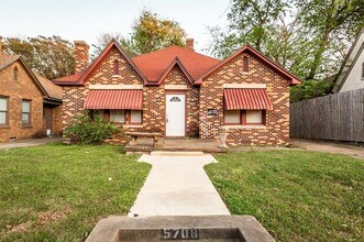 Building Photo - 5708 Live Oak St