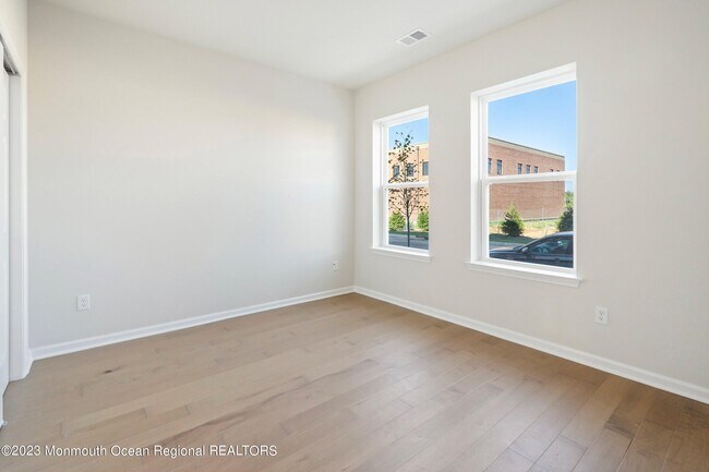 Foto del edificio - 18 Driftwood Circle