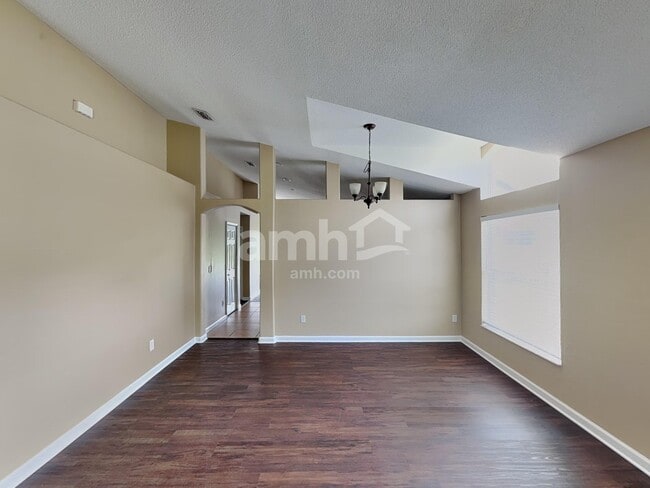 Building Photo - 6673 Bouganvillea Crescent Dr