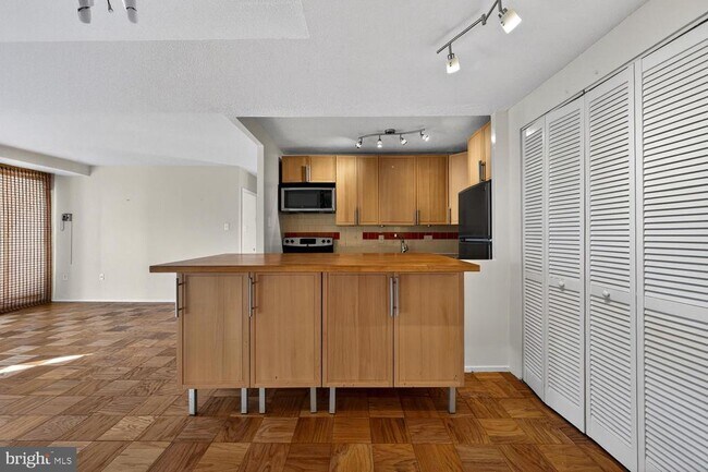 Foto del edificio - 1311 Delaware Ave SW