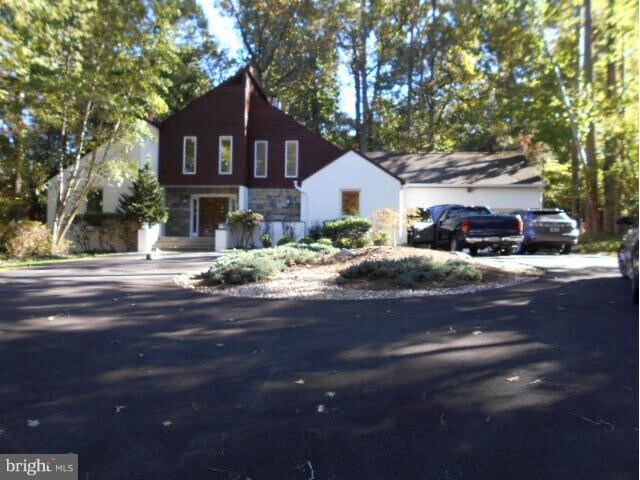 Primary Photo - 8230 Bradley Blvd