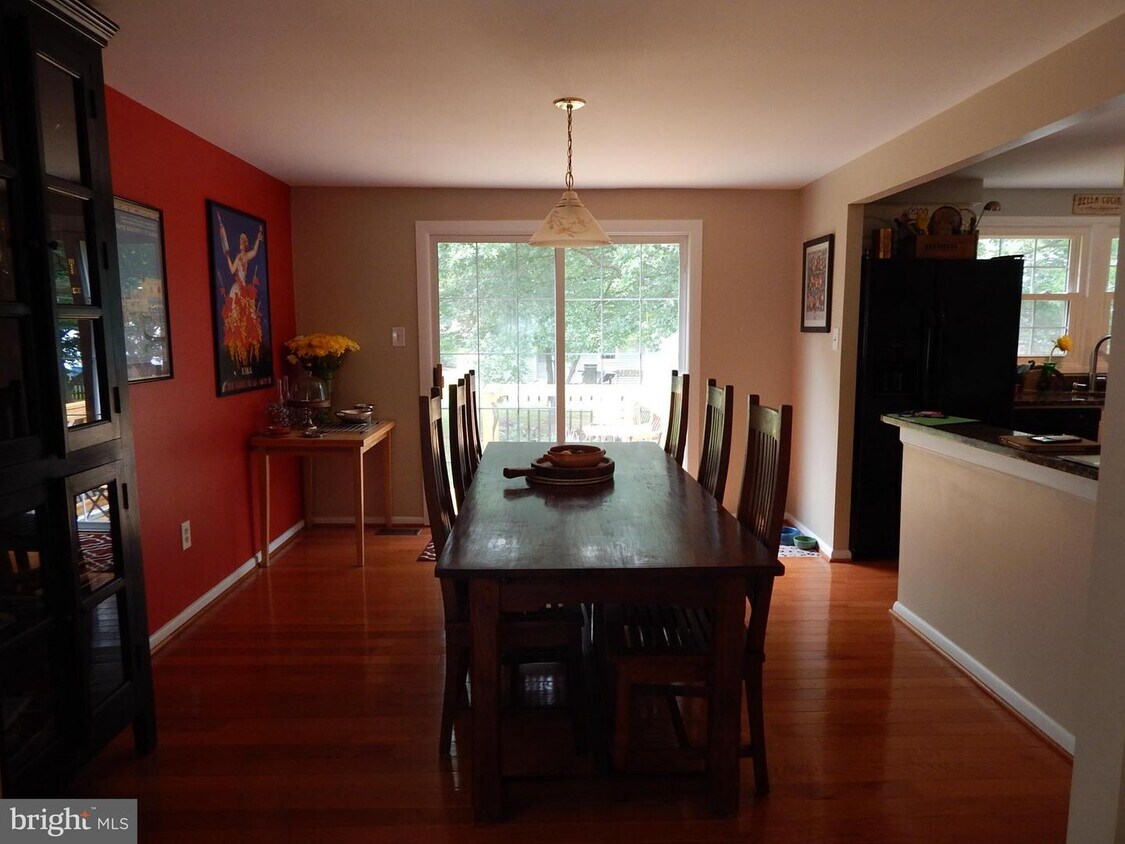 5408 Dunsmore Rd, Alexandria, VA 22315 House for Rent in Alexandria, VA