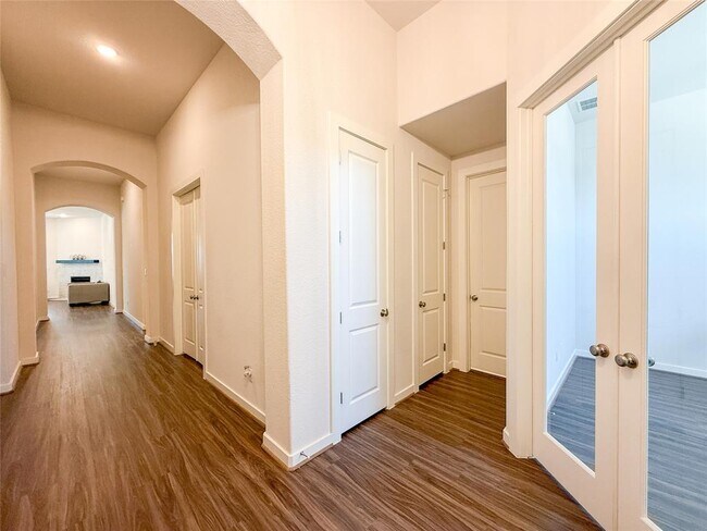 Foto del edificio - 249 Heartleaf Rd