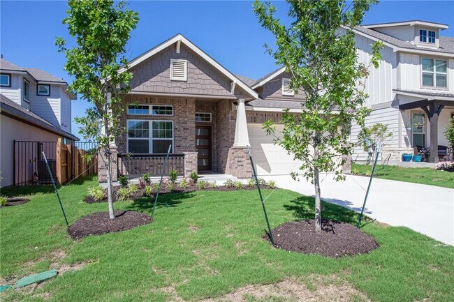 Building Photo - 608 Saturnia Dr