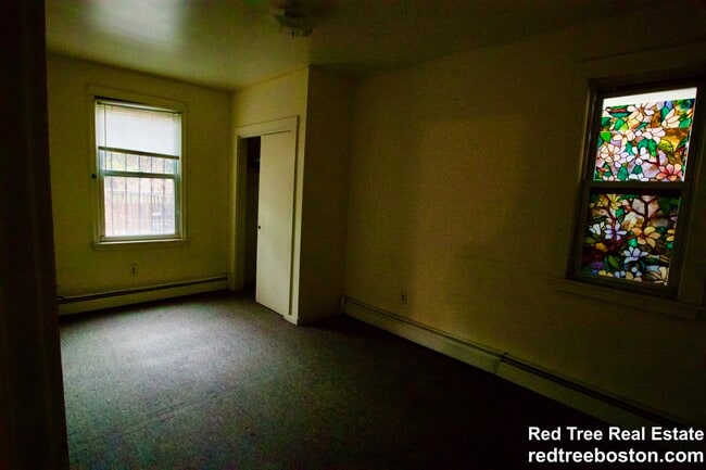Foto del edificio - 1576 Tremont St