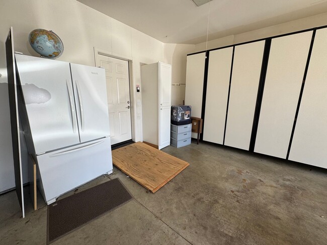 Foto del edificio - 6806 Fairway Ln SE