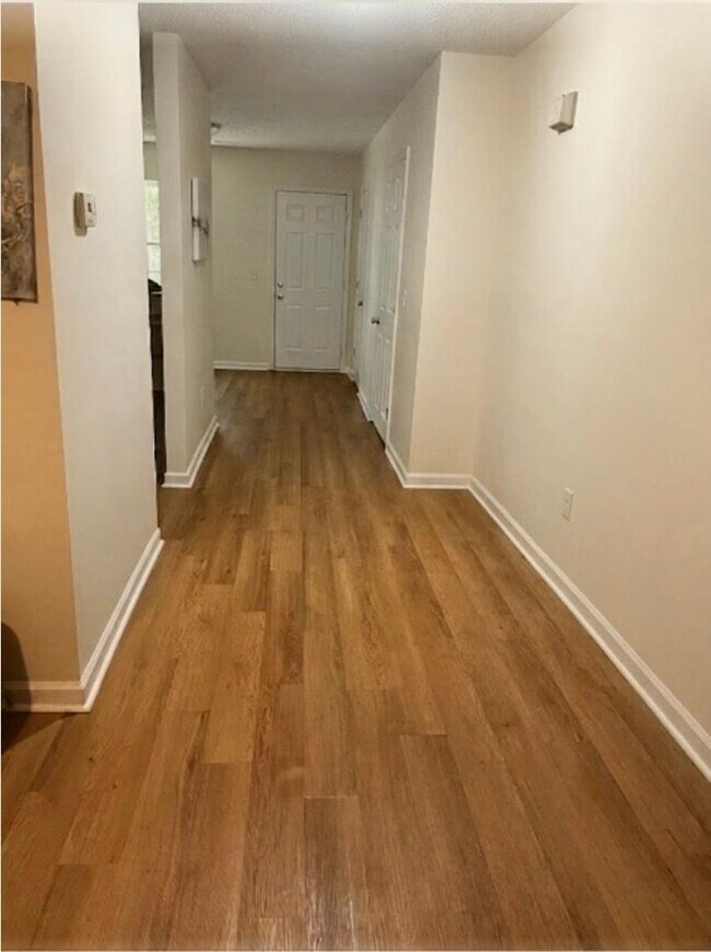 Foto del edificio - 514 Madrin St