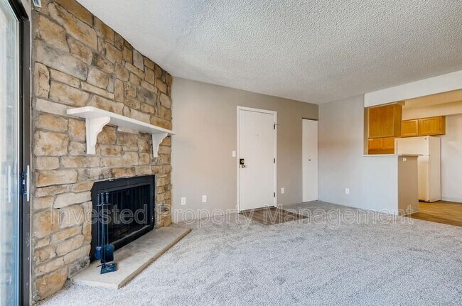 Foto del edificio - 11975 E Harvard Ave