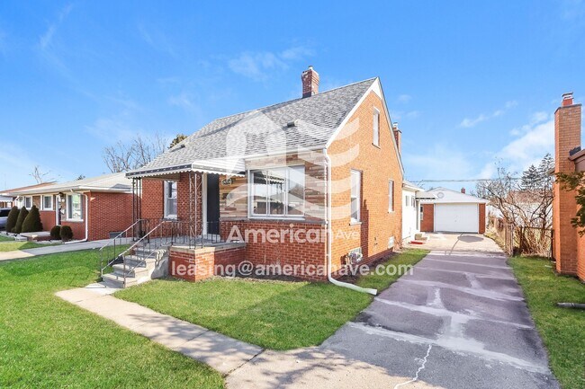 Foto del edificio - 24914 Rosalind Ave