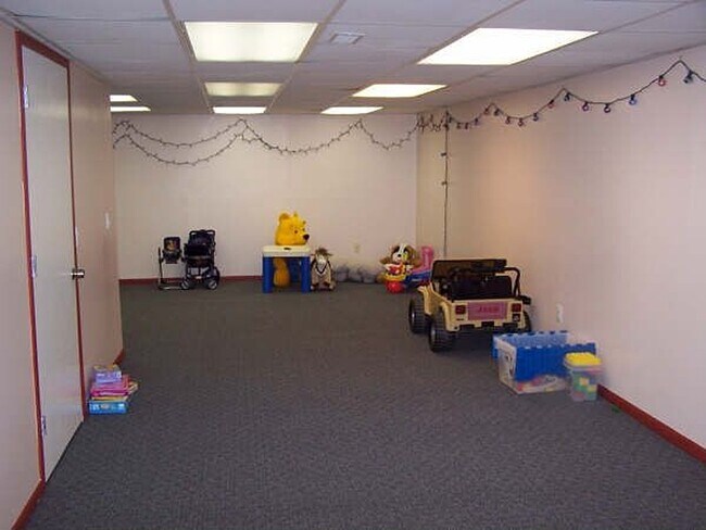 Basement - 33872 Yorkridge St