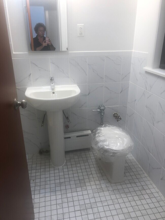 Foto del edificio - 4536 43rd St
