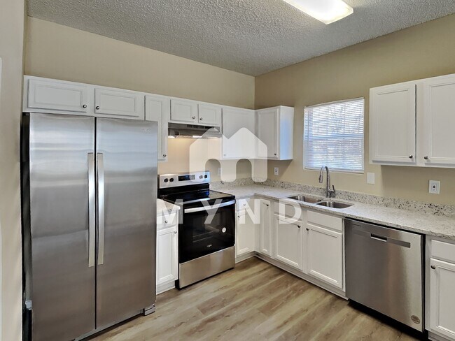 Foto del edificio - 5010 Oakley Commons Blvd