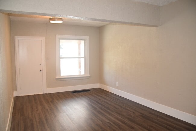 Photo - DOWNING3016 Apartment