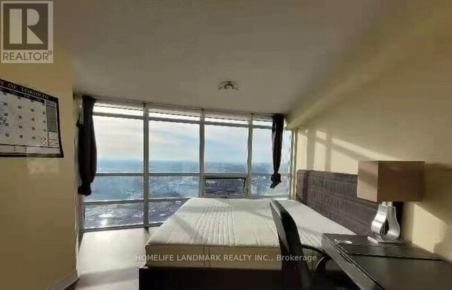 Photo du bâtiment - 83 Borough Dr