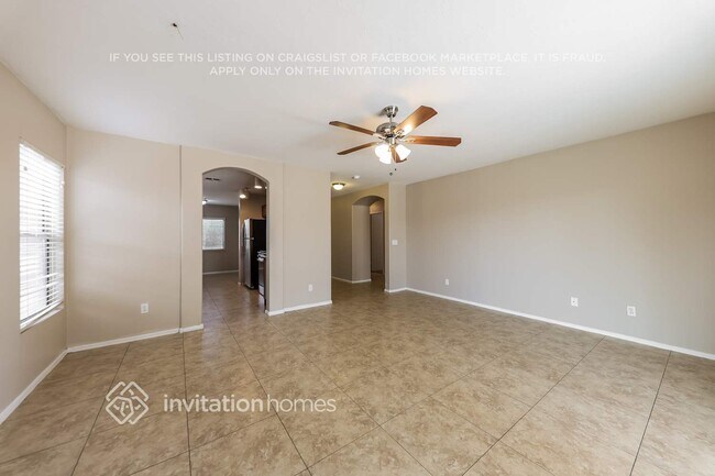Foto del edificio - 12563 W Charter Oak Rd