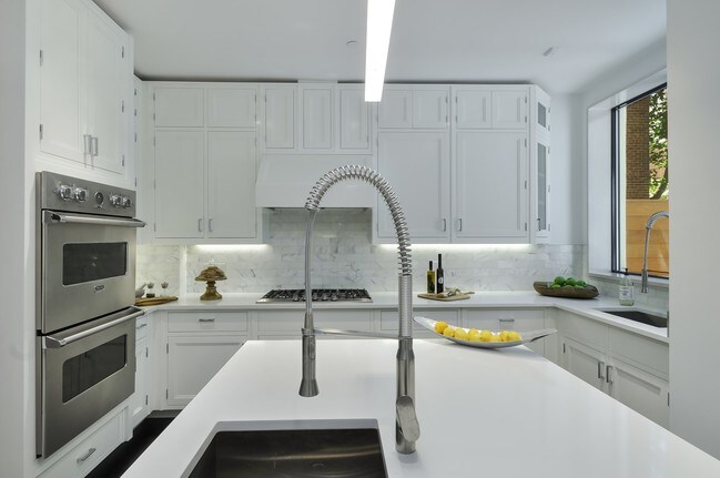 Foto del edificio - 46 E 83rd St