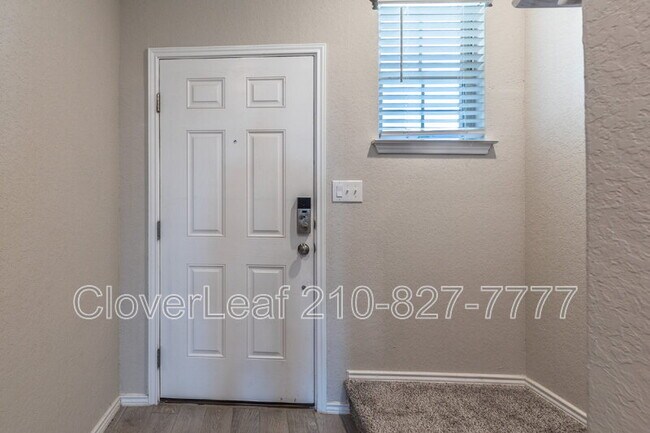 Foto del edificio - 255 Kinsley Wy