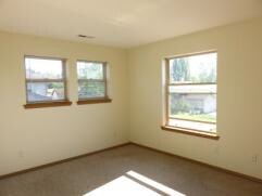 Interior Photo - 2237-2239 Michigan St