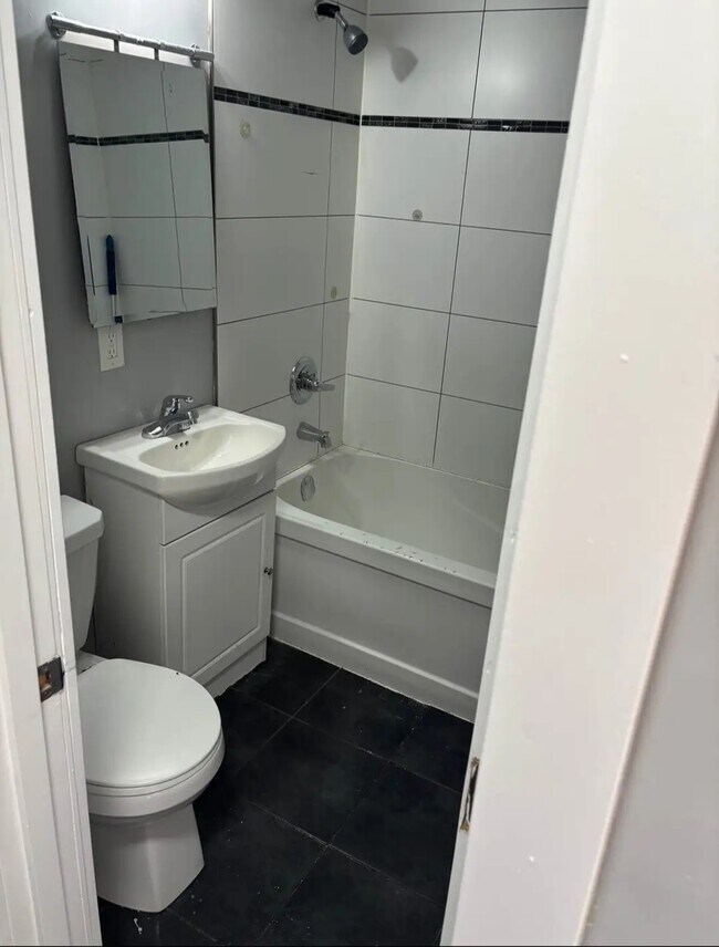 Photo du bâtiment - 250 Furby St