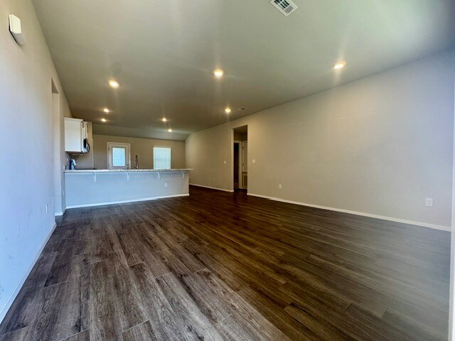 Building Photo - 2550 Chittick St