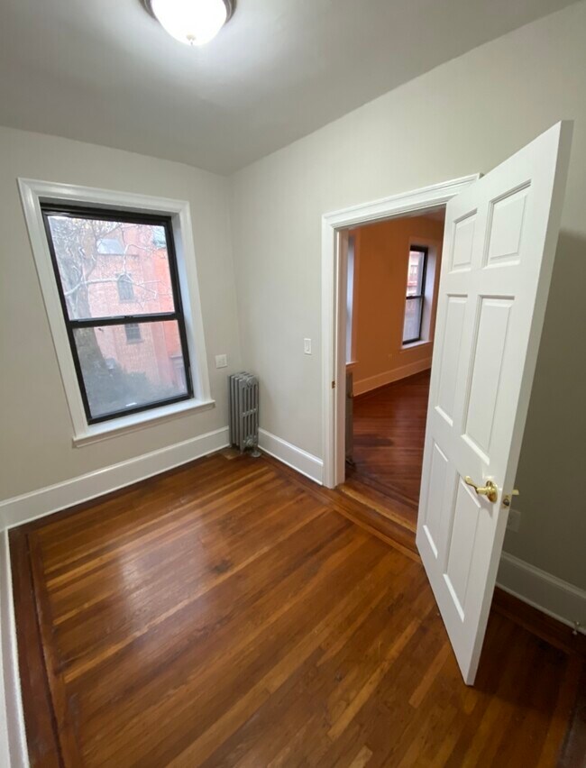 Foto del edificio - 50 Livingston St
