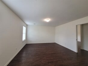 Building Photo - 13911 Cypress Meadows Dr