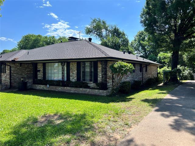 Foto del edificio - 2730 King Cole Dr