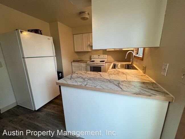 Building Photo - 2 br, 1.5 bath House - 953 NW Portland Avenue