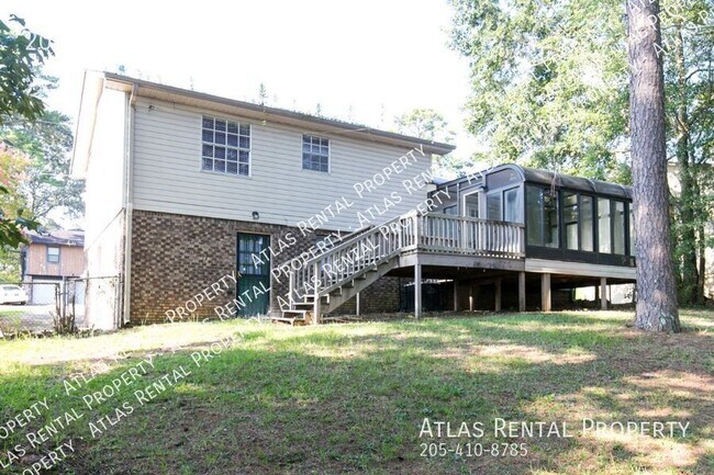 Foto del edificio - 204 Glenvalley Ln NW
