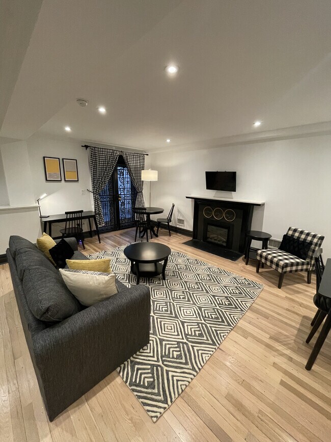 Foto del edificio - 115 E 37th St