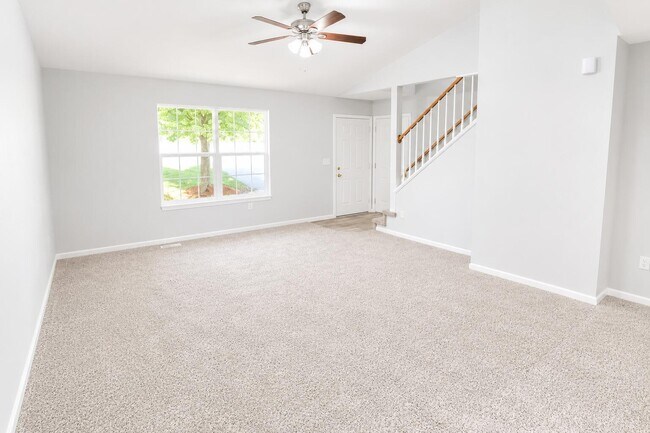 Building Photo - 5318 Godas Cir