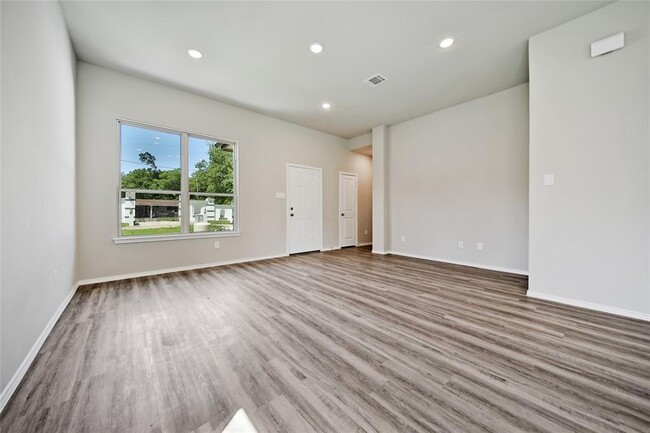 Building Photo - 17153 Spindle Oaks Dr