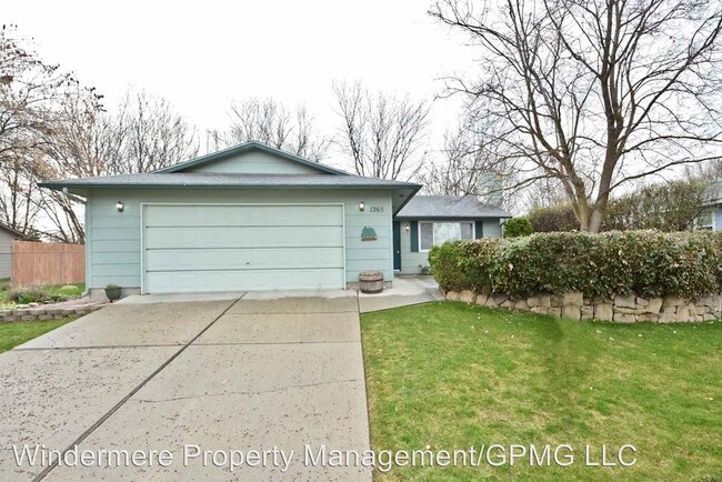 Foto del edificio - 3 br, 2 bath House - 1265 E. Victory