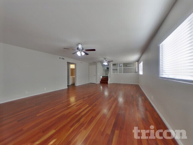Foto del edificio - 7565 W Corrine Dr