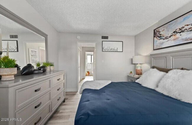 Foto del edificio - 3409 S Rural Rd