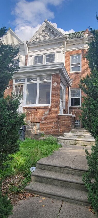 Photo - 5261 E Roosevelt Blvd.