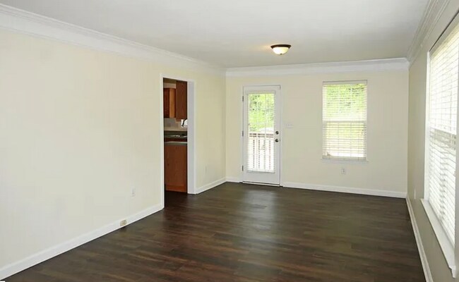 Foto del edificio - 41 E Castle Dr