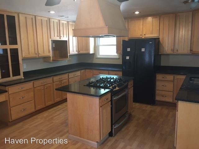 Foto del edificio - 6820 Gold Run Ave