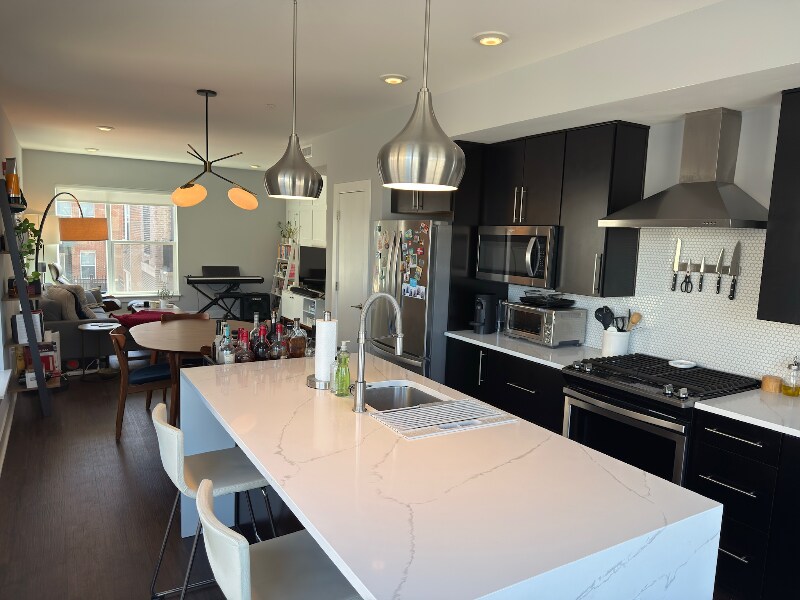Foto principal - 727 N Illinois St