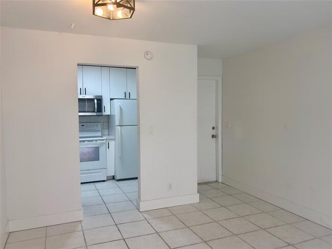 Foto del edificio - 618 NW 13th St