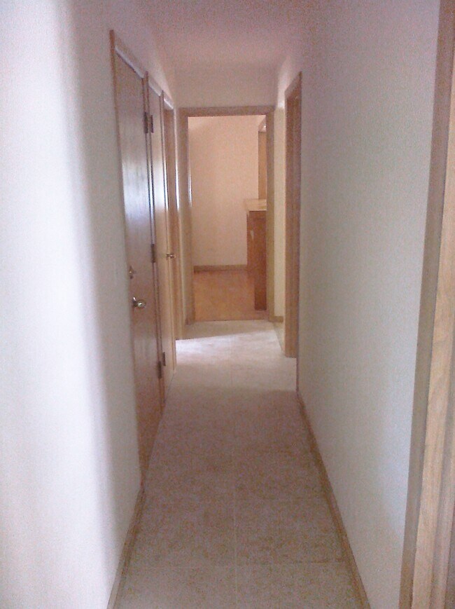 Foto del edificio - 5869 N Nagle Ave