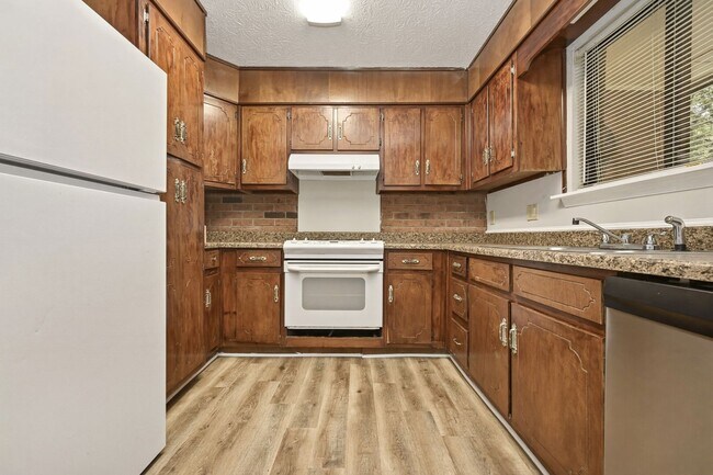 Building Photo - 8666 N Anna Way