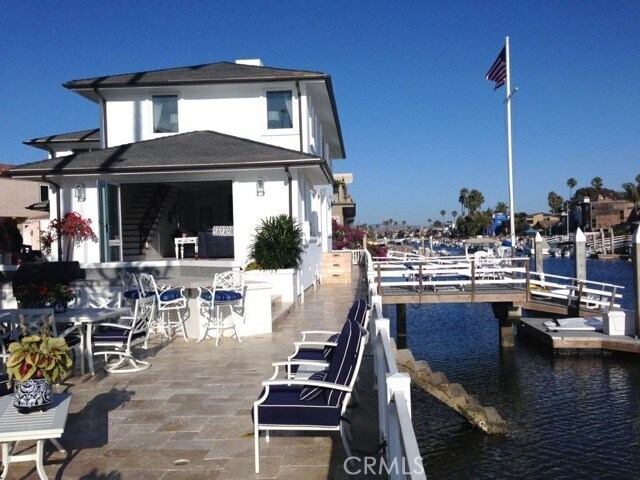 Building Photo - 7 Balboa Coves