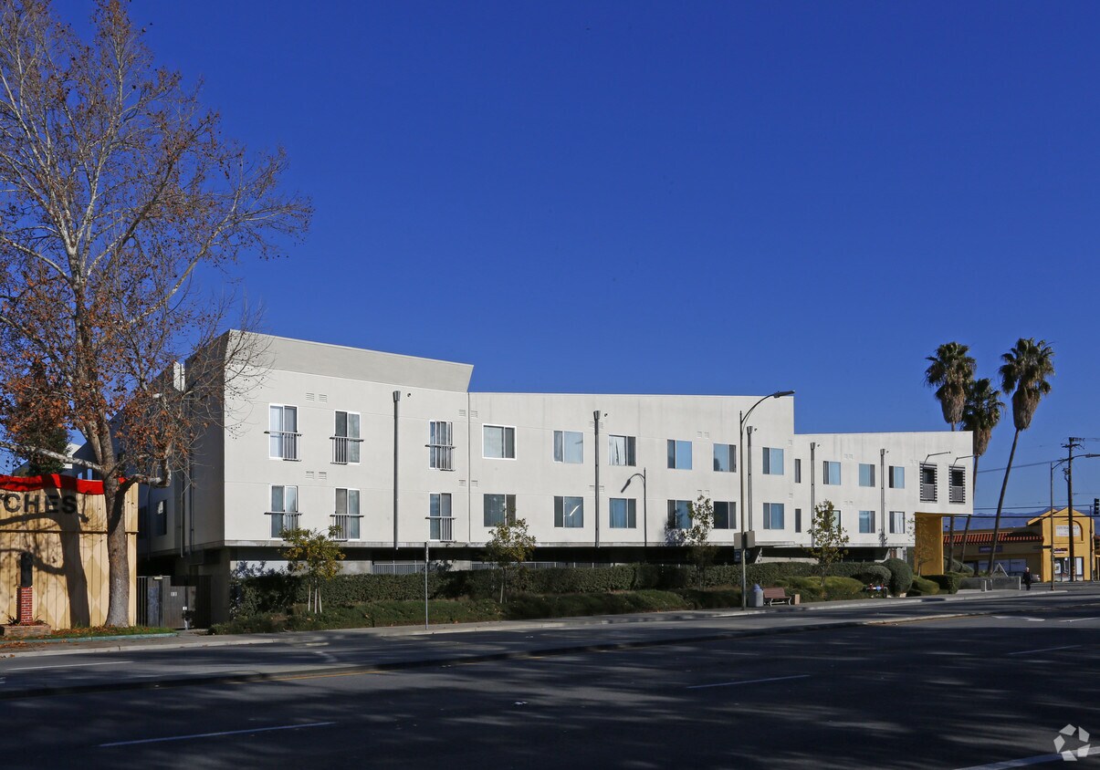 Foto del edificio - Curtner Studios