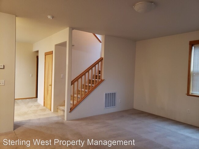 Building Photo - 3 br, 2.5 bath House - 42 Logan Way