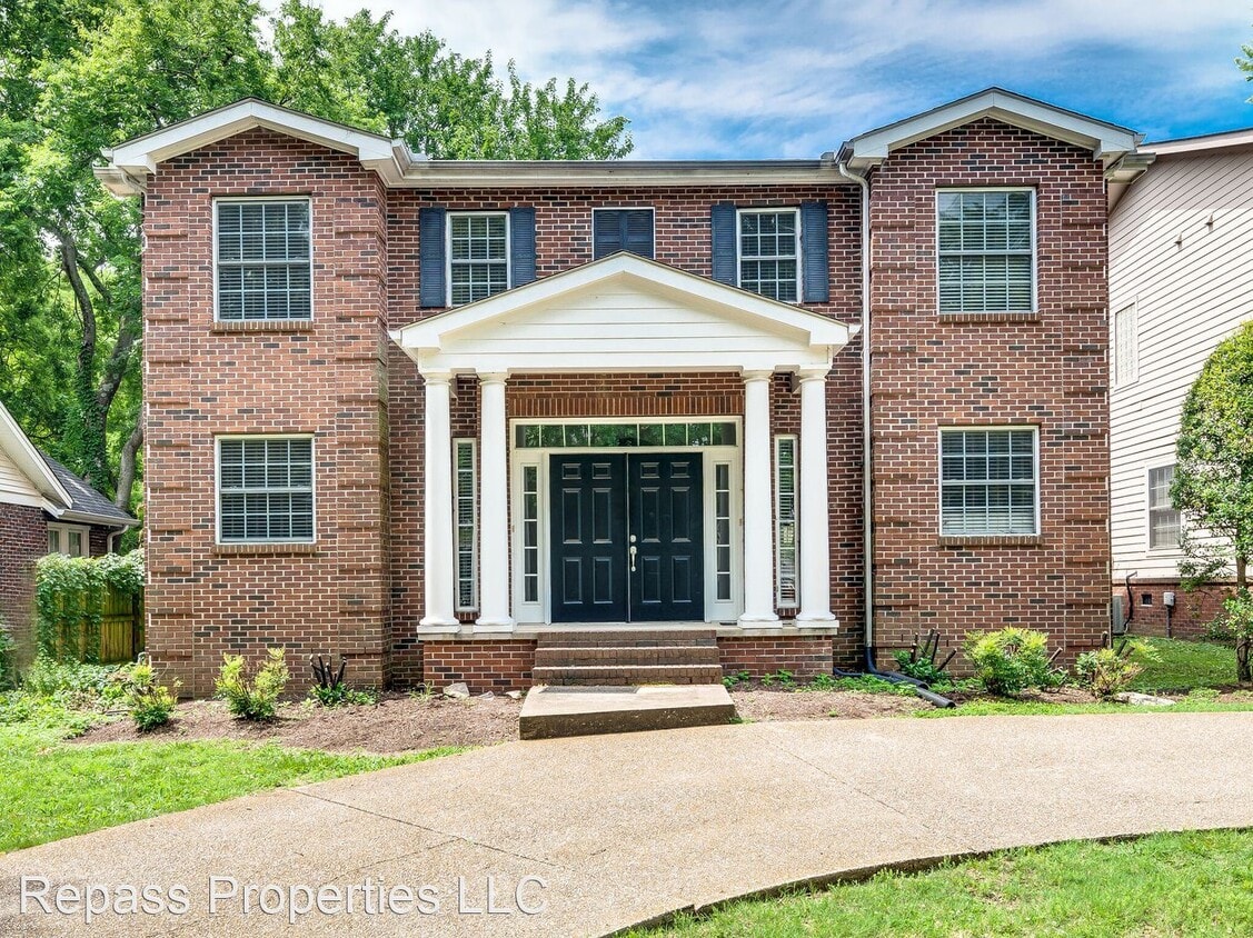 Primary Photo - 2 br, 2.5 bath House - 2613 A Belcourt Ave