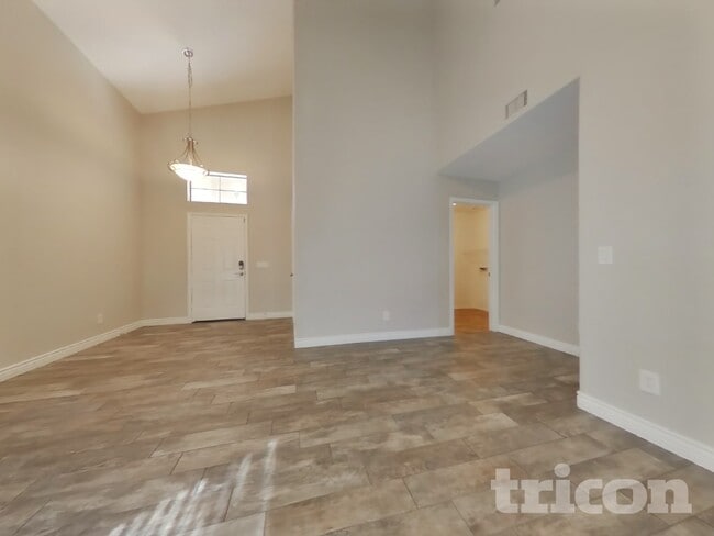 Foto del edificio - 1447 S 231st Ln