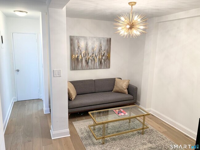 Foto del edificio - 700 Summer St