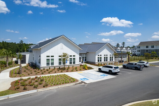 Building Photo - Wentworth Park