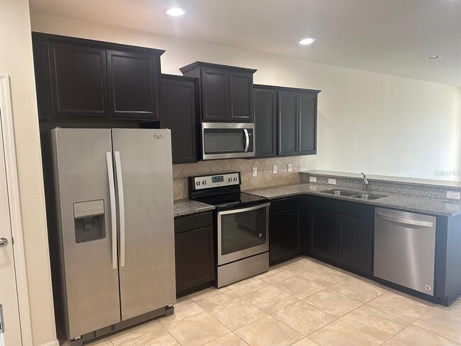 Foto del edificio - 9136 Hillcroft Dr